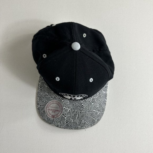 Mitchell & Ness Brooklyn Nets NBA ￼Snapback Cap‎ Black Grey Word Logo Wool Hat - Picture 3 of 5